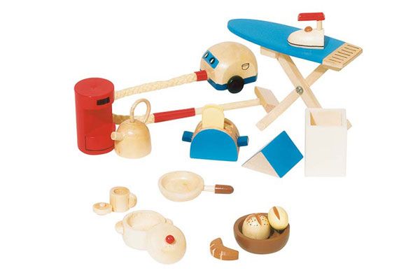 19 delige set met strijkijzer en prullenbak.