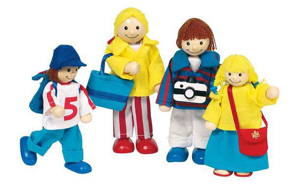 4 poppetje in vakantie outfit.