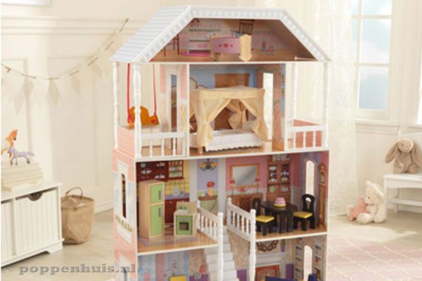 Dit poppenhuis staat garant voor jaren speelplezier.