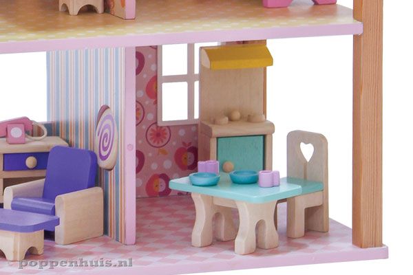 Complete keuken met meubeltjes.